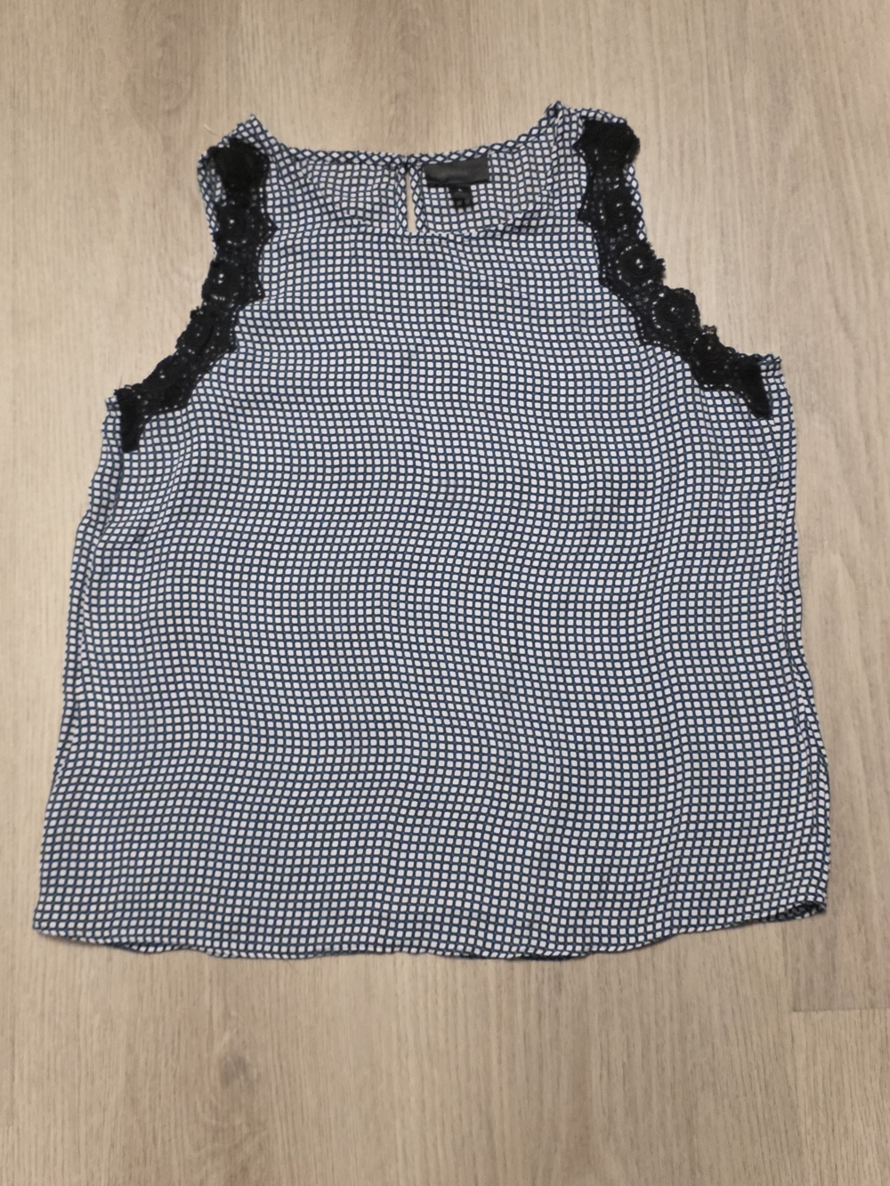 Worthington Sleeveless Blouse In Black, White And Blue,  With Lace, Size L